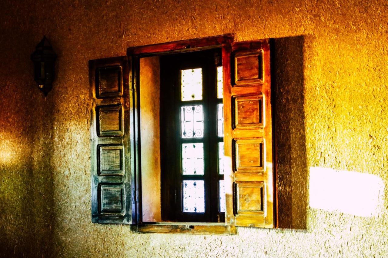 Riad Caravasar Merzouga Extérieur photo