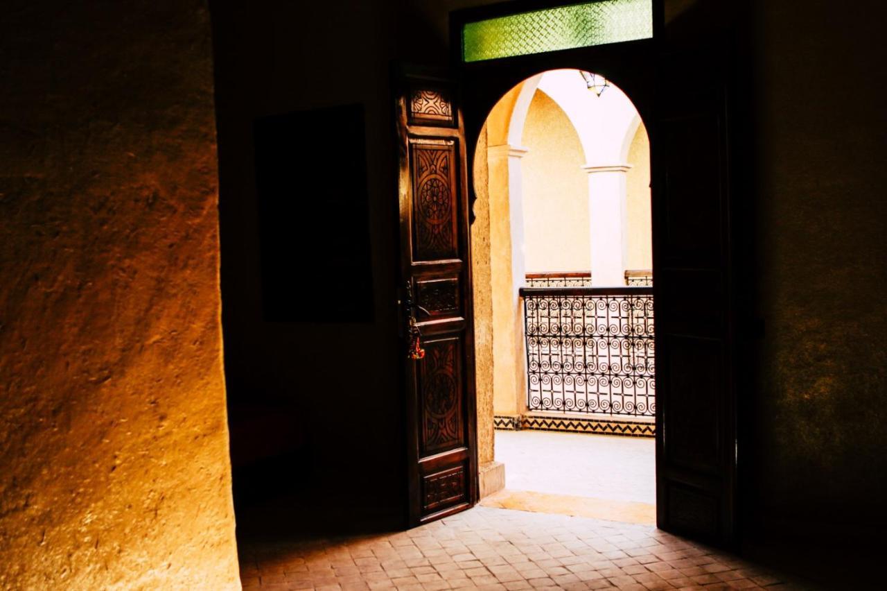 Riad Caravasar Merzouga Extérieur photo