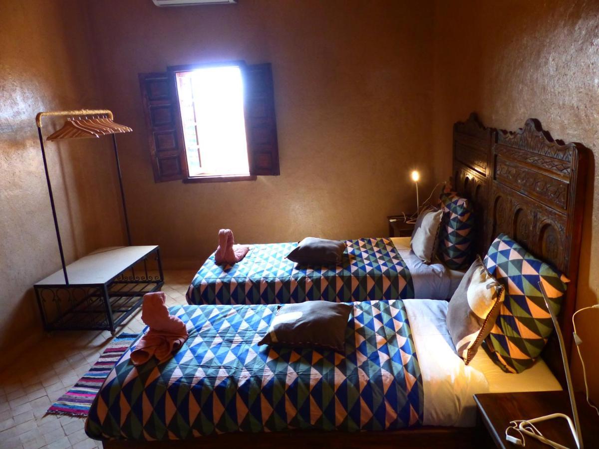 Riad Caravasar Merzouga Extérieur photo