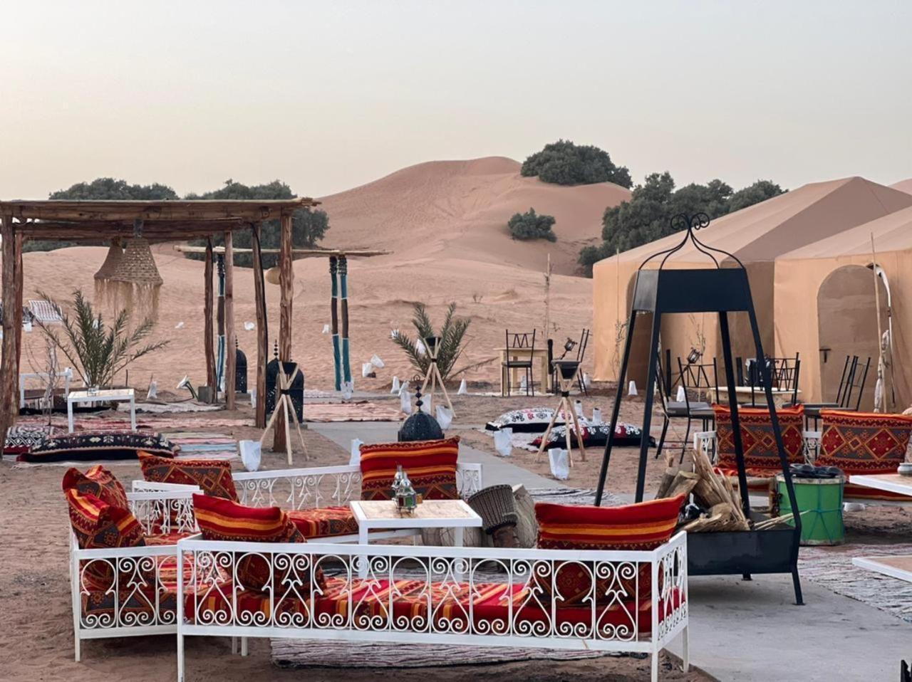 Riad Caravasar Merzouga Extérieur photo